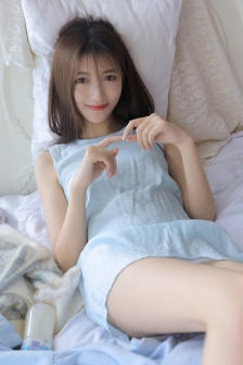 黑色背景国徽手机壁纸